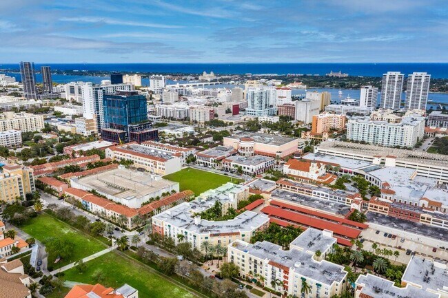 Building Photo - 651 Okeechobee Blvd