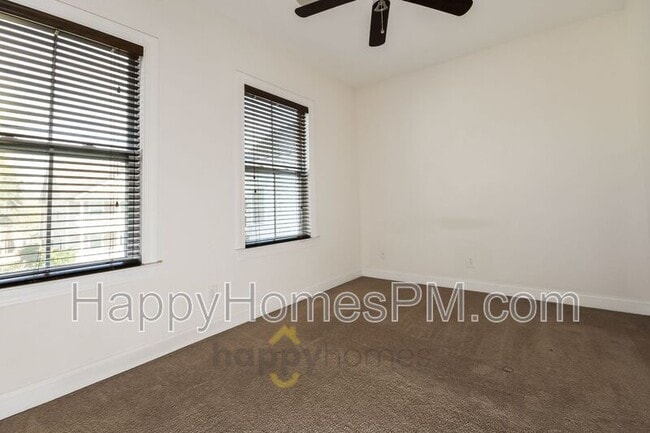 Building Photo - 5194 Celtic Dr