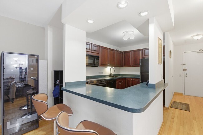 Building Photo - 405 N Wabash Ave