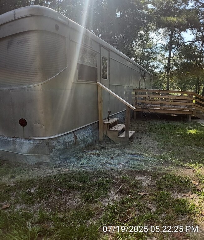 Building Photo - 58 Robinson Ln