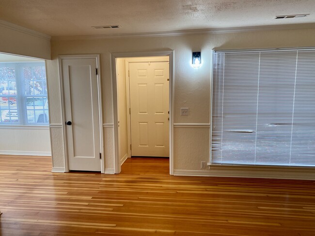 Front Entrance into Living Area - 209 Willamette Ave