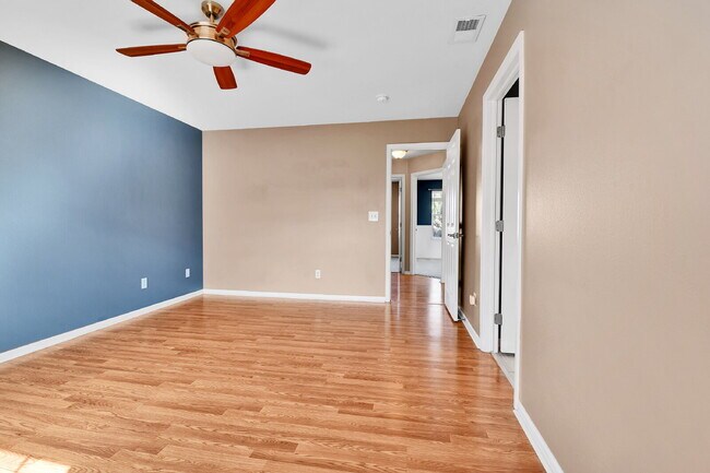 Building Photo - $2,995 - 4 Bed, 2.5 Bath Home in Parker wi...