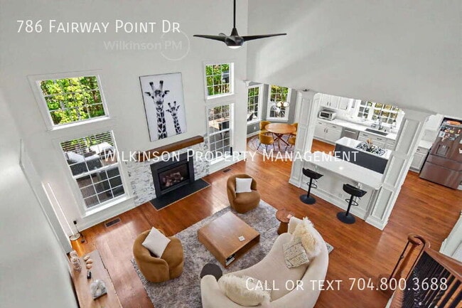 Building Photo - 786 Fairway Point Dr