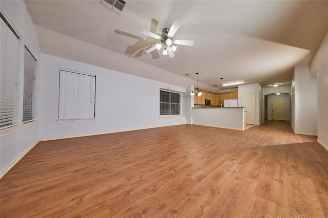 Building Photo - 4616 Brighton Dr