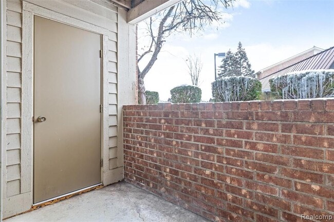 Building Photo - 2620 Greenstone Blvd