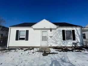 Building Photo - Built-In Storage