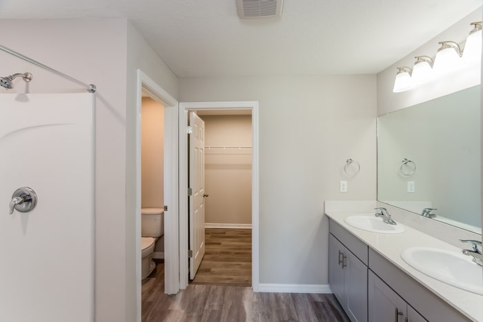 Building Photo - 5531 Arlington River Dr.