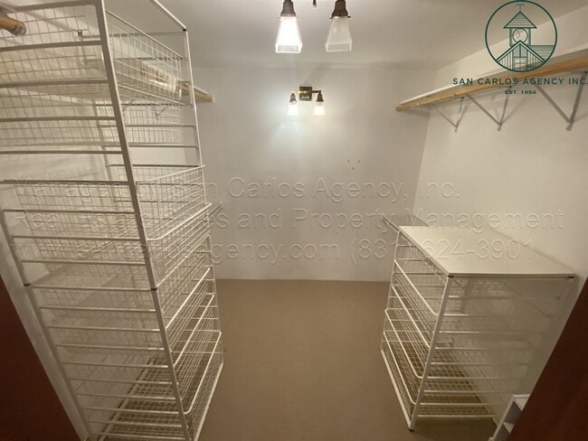 Building Photo - Craftsman-Style Downtown Pacific Grove Home