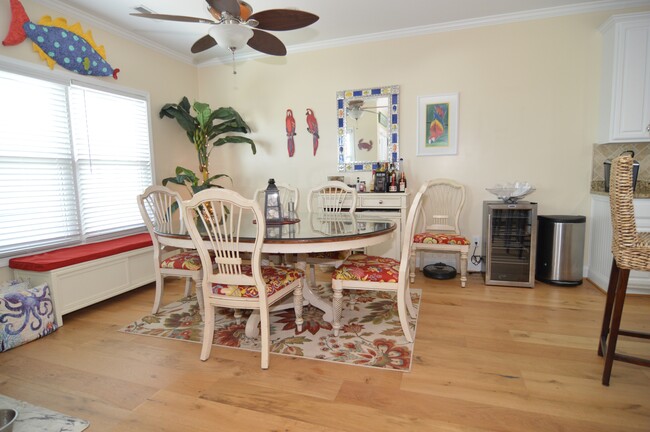 Building Photo - 108 Pelican Dr