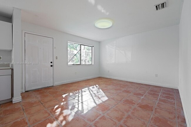 Building Photo - 28147 SW 142nd Ct