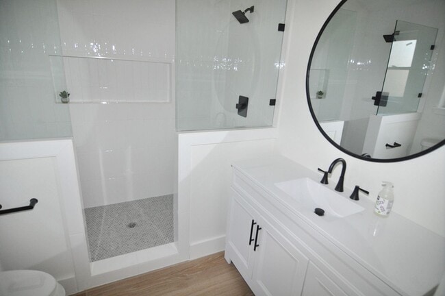 Building Photo - 2915 Spring Oaks Ct