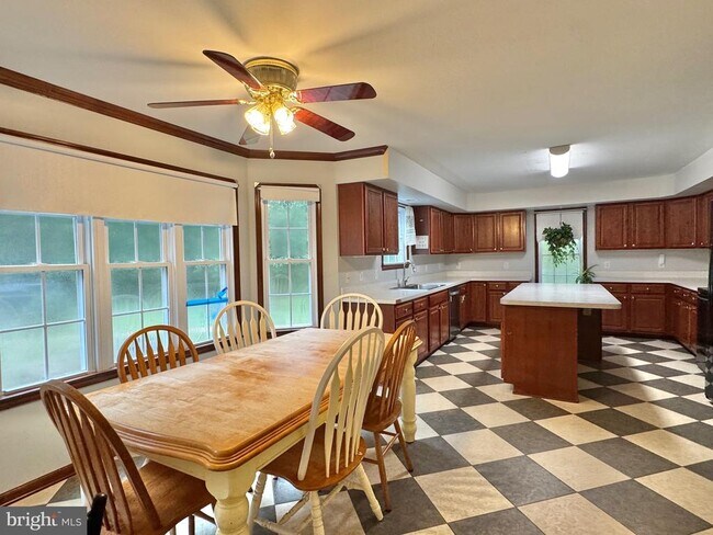 Building Photo - 6709 Towles Mill Rd