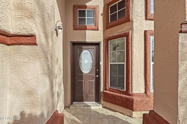 Building Photo - 636 Paseo Hermoso Dr