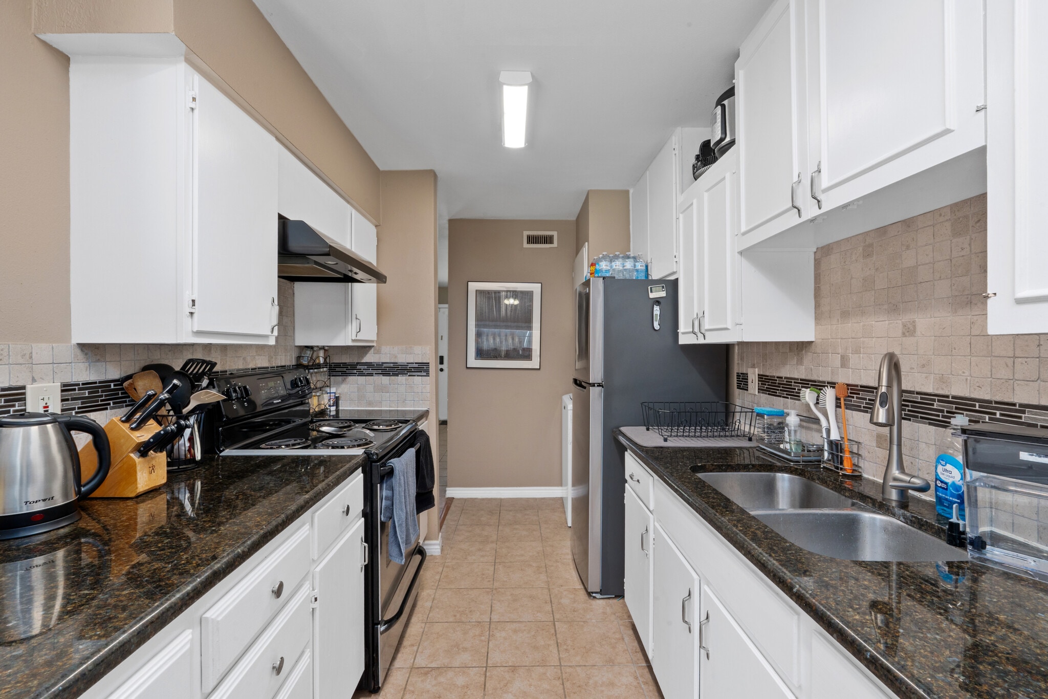 Building Photo - 3384 P Ave