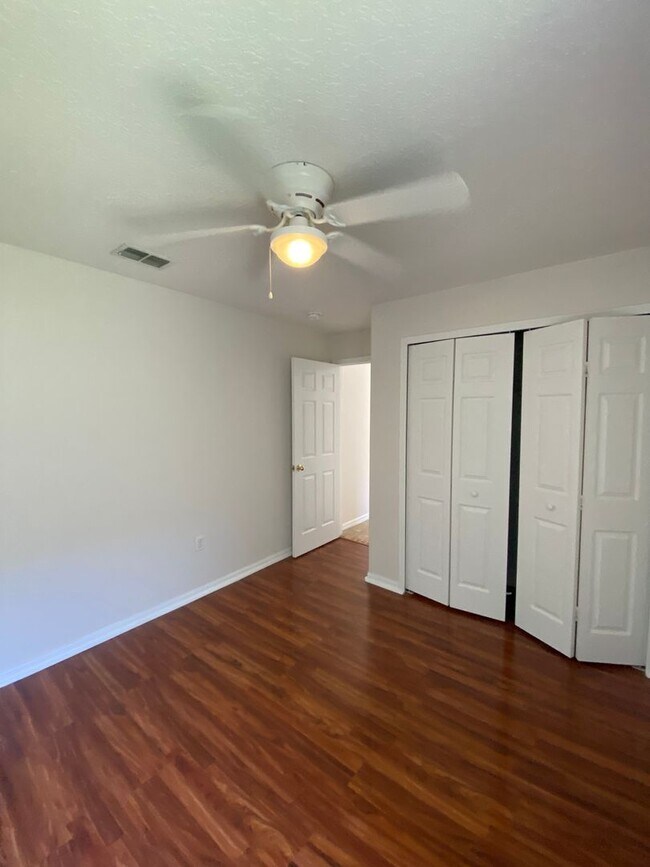 Building Photo - 434 Cassia Dr