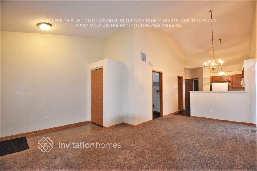 Building Photo - 680 Shannon Dr