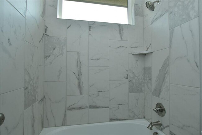 Building Photo - 145 High Plains Dr