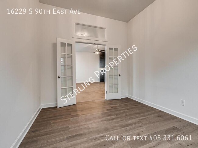 Building Photo - 16229 S 90th E Ave