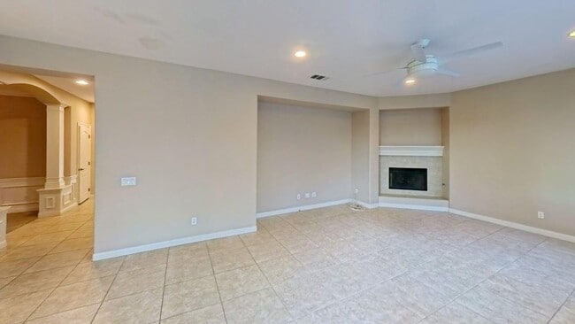 Building Photo - 7912 Hampshire Rd