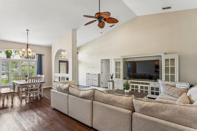 Building Photo - 23218 Cypress Trail Dr