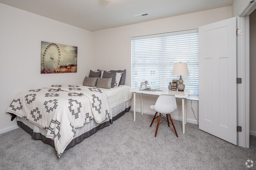 Villages at Forest View 2760 Murfreesboro Pike Antioch TN 37013