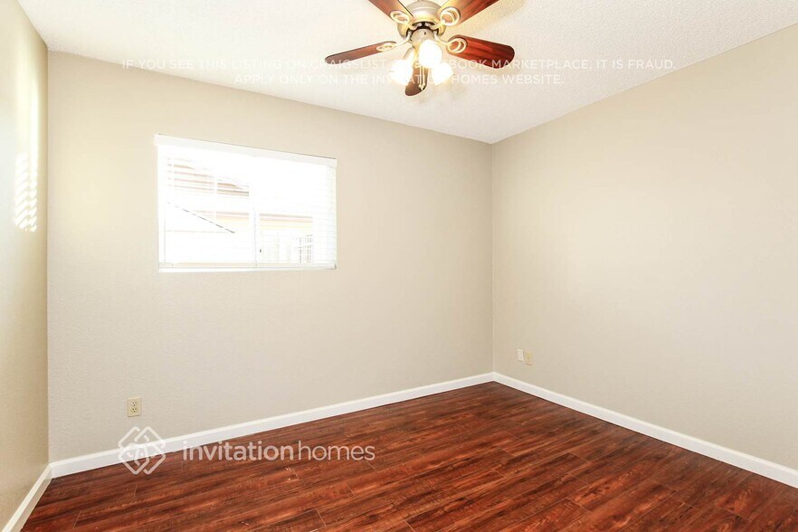 Building Photo - 14419 N 52nd Ln