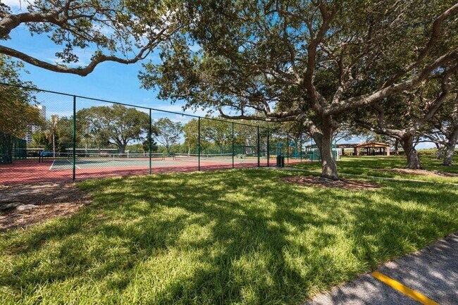 Building Photo - 6990 Place De La Paix