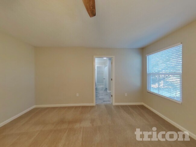 Building Photo - 7741 Courage Court Jacksonville FL