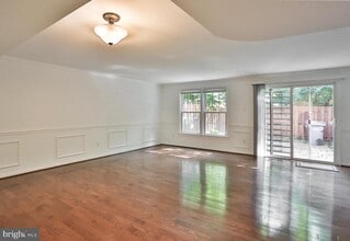 Building Photo - 2402 Windbreak Dr