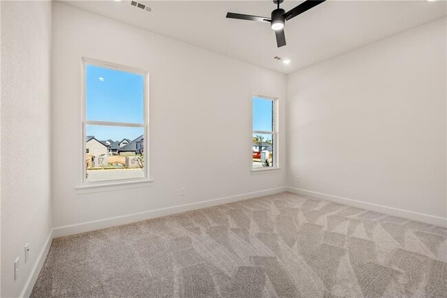 Building Photo - 1821 Peacock Rd