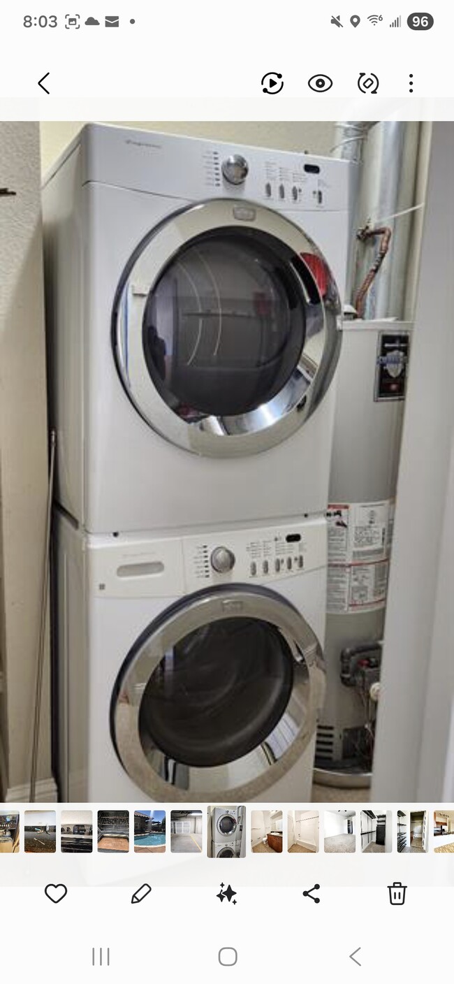 Building Photo - 5401 S Park Terrace Ave