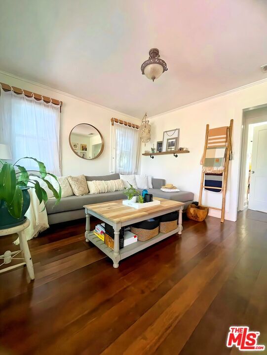 Building Photo - 2303 Dell Ave