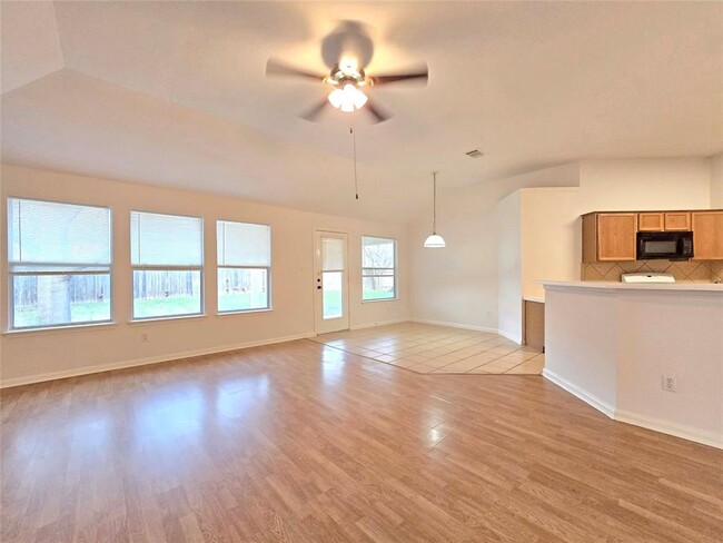 Building Photo - 1508 Cosmos Way