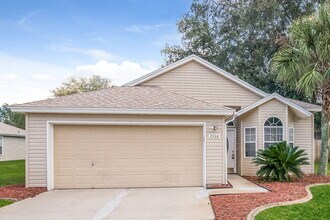 Building Photo - 3338 Ayrshire St