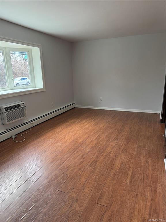 Building Photo - 4171 Throgs Neck Expy