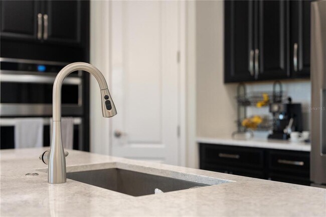 Building Photo - 13019 Stanthorne Ave