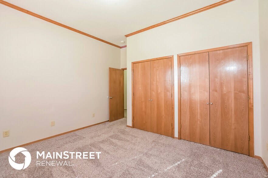 Building Photo - 2817 Asheforde Oaks Blvd