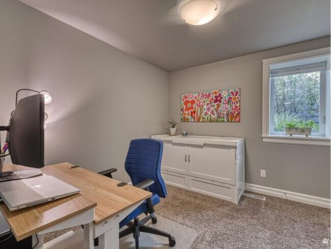 Building Photo - 6554 Hunt Highlands Loop