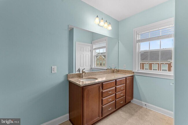 Building Photo - 42788 Lauder Terrace