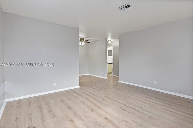 Building Photo - 1610 Shirley Ct