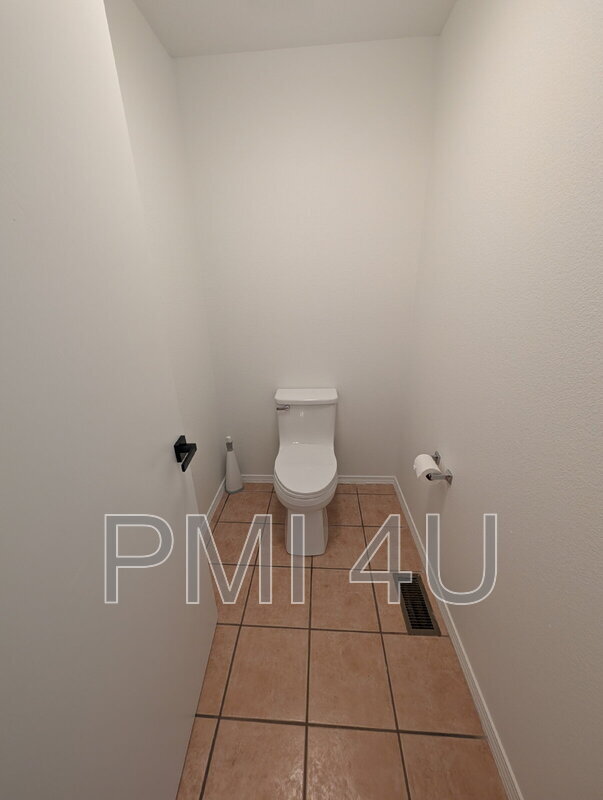 Building Photo - 7105 Casa Elena Dr NE