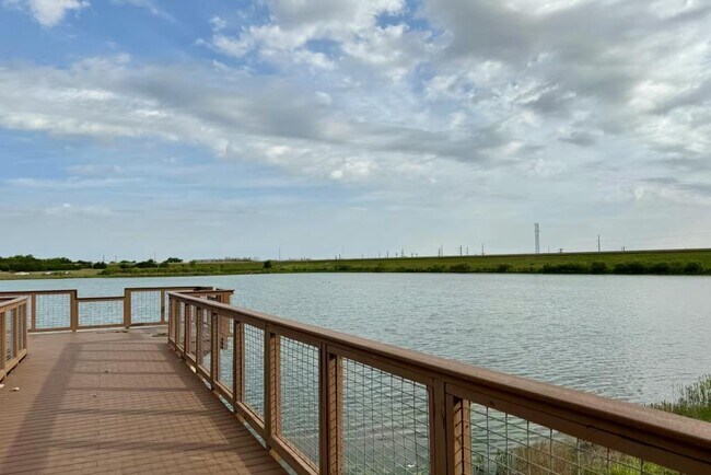 Building Photo - 217 Turnbuckle Bnd