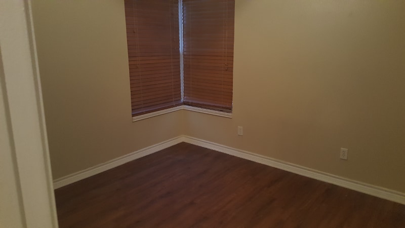 Building Photo - 3251 Rosebank Dr