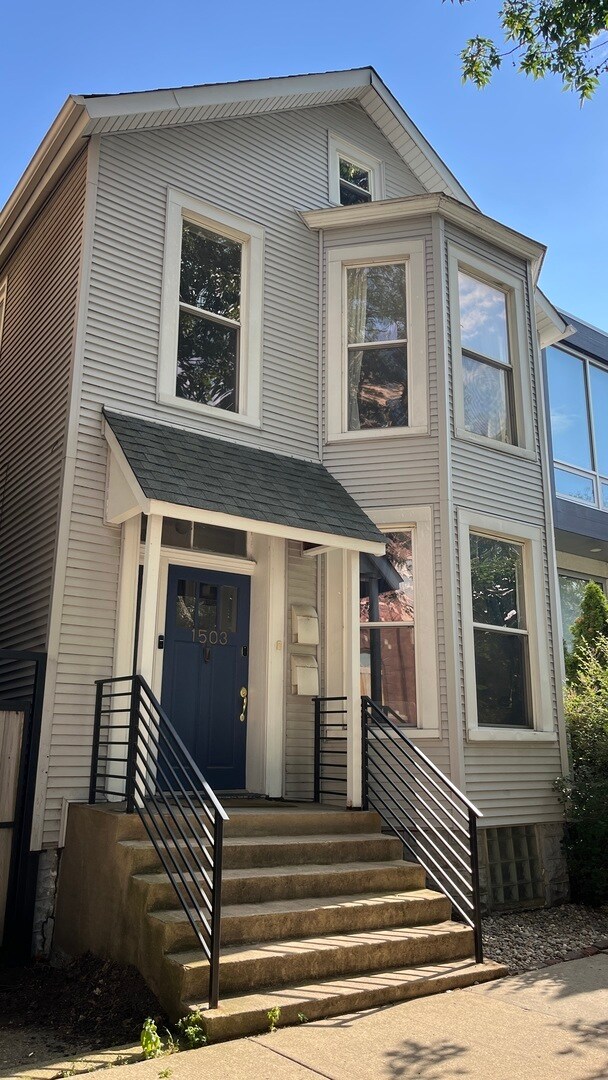 Primary Photo - 1503 W Superior St