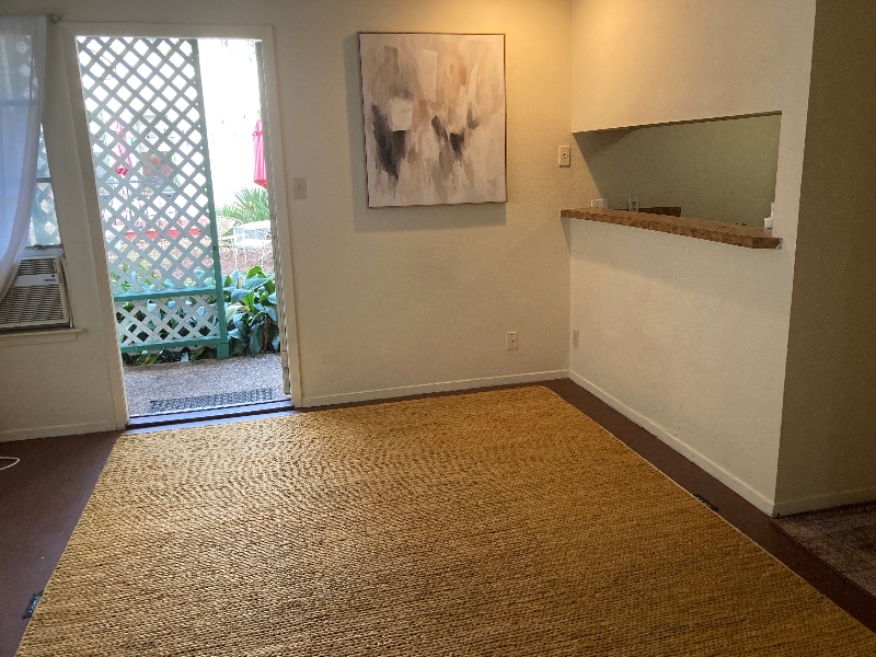 Building Photo - 909 W 23rd St