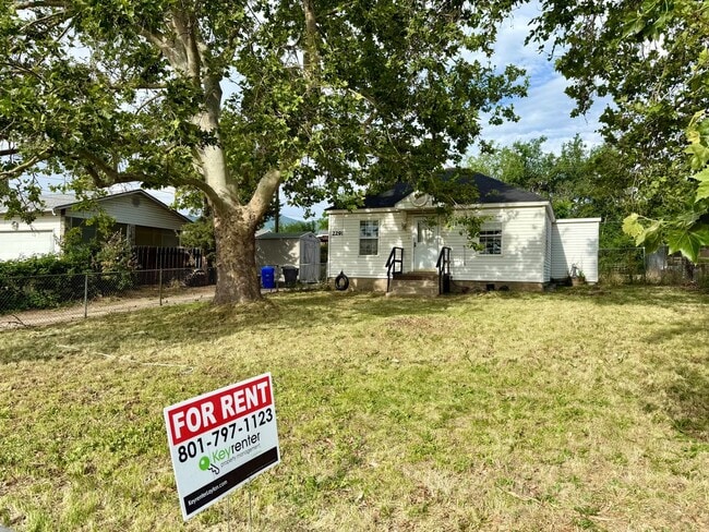 Primary Photo - Updated Bountiful Home | 3 Beds, Finished ...