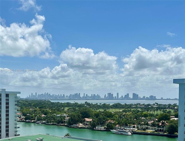 Building Photo - 5875 Collins Ave
