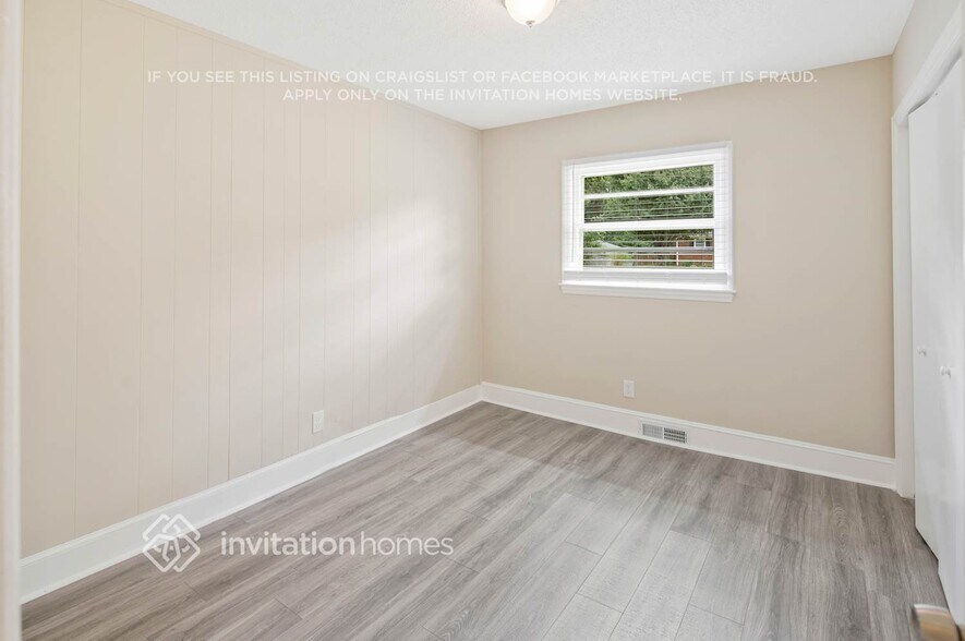 Building Photo - 6205 King George Dr