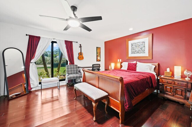 Building Photo - 4501 Briarcliff Ln