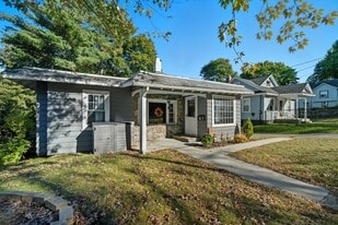 Building Photo - 5 Jenkins St